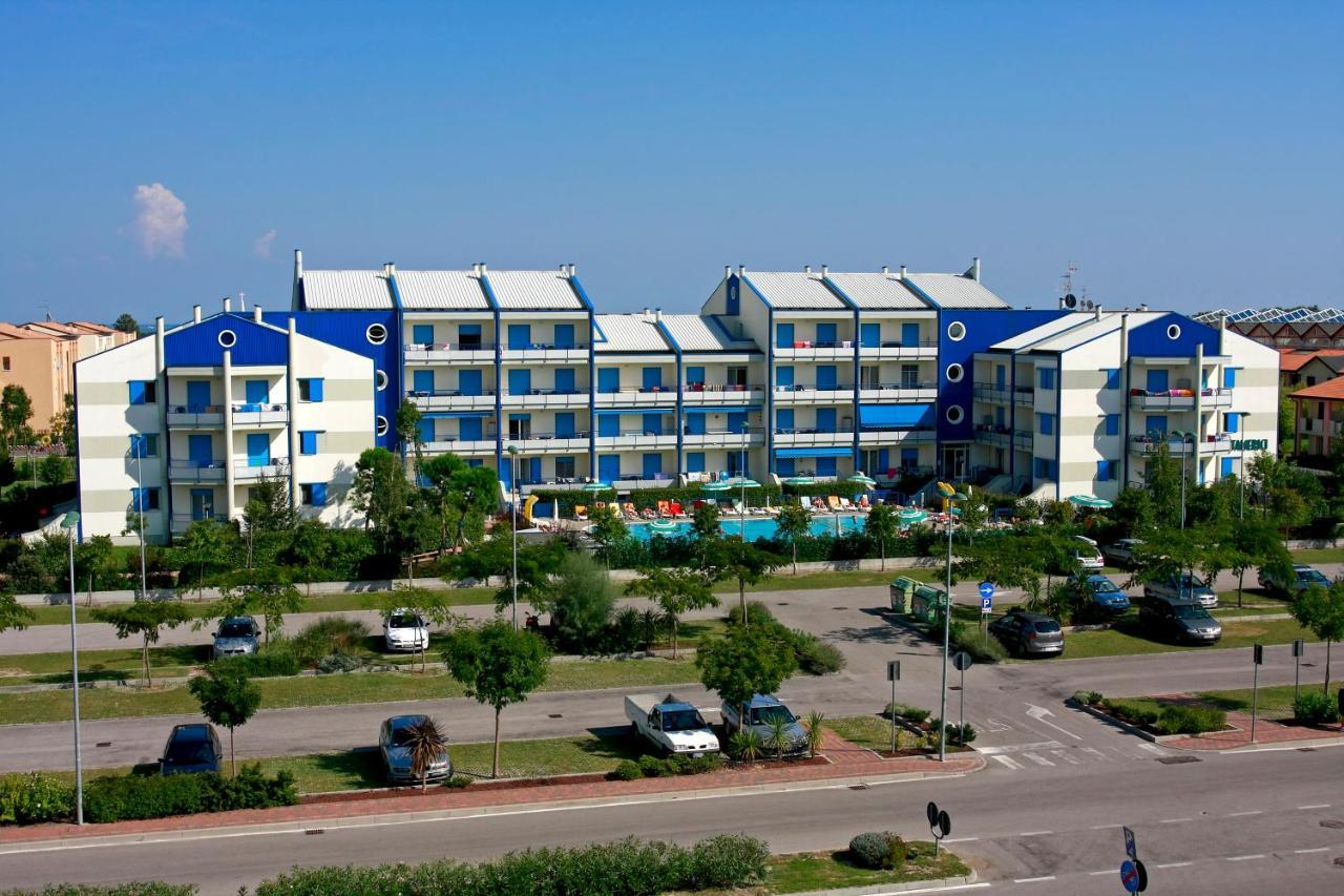 Altanea Residences Con Piscina Caorle Exteriör bild
